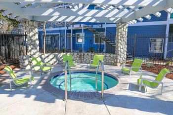 Club room pool & spa